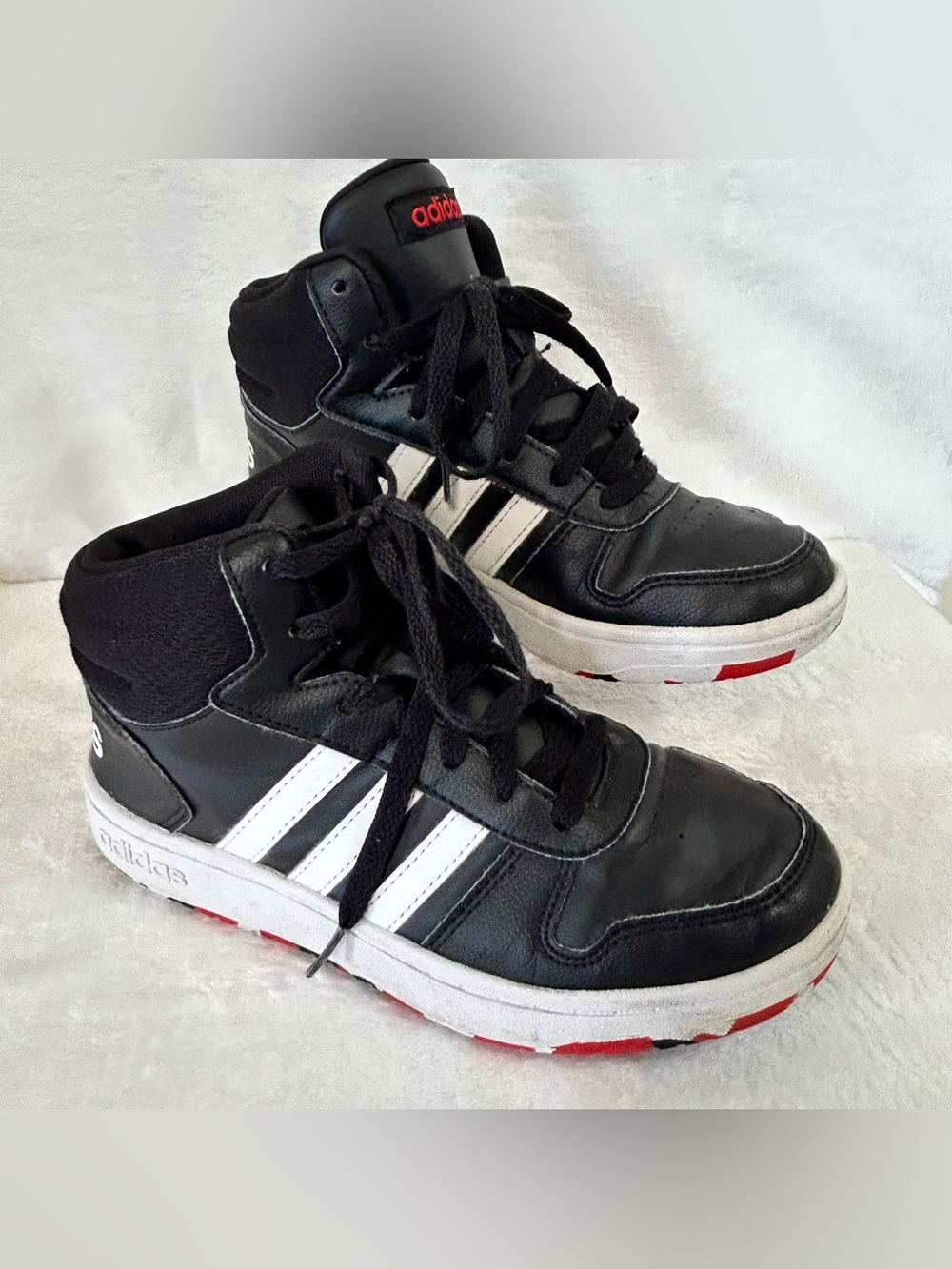 Adidas Kids Boys Sneakers Size 4 Black Hoops 2.0 Mid Top Lace Up Basketball